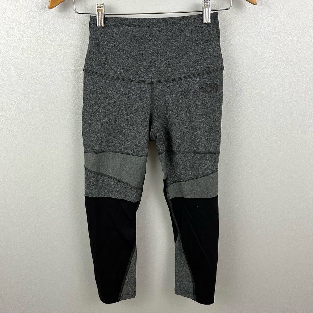 The North Face Grey Black Flashdry Leggings Size Small Workout Gym Athletic